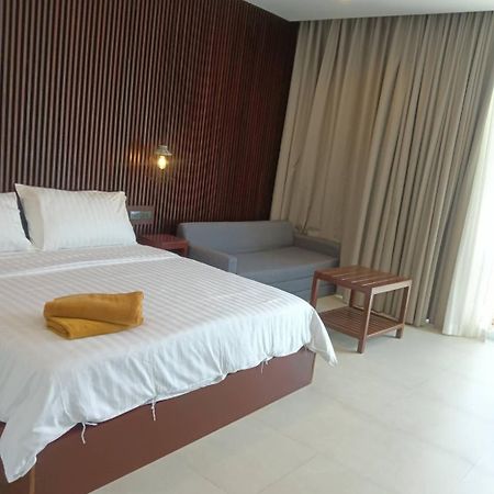 Beach House By Rose Massage Найтхон-Біч Екстер'єр фото